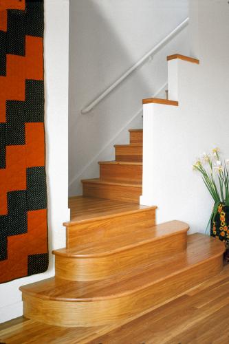 A staircase to the upper level of a home.