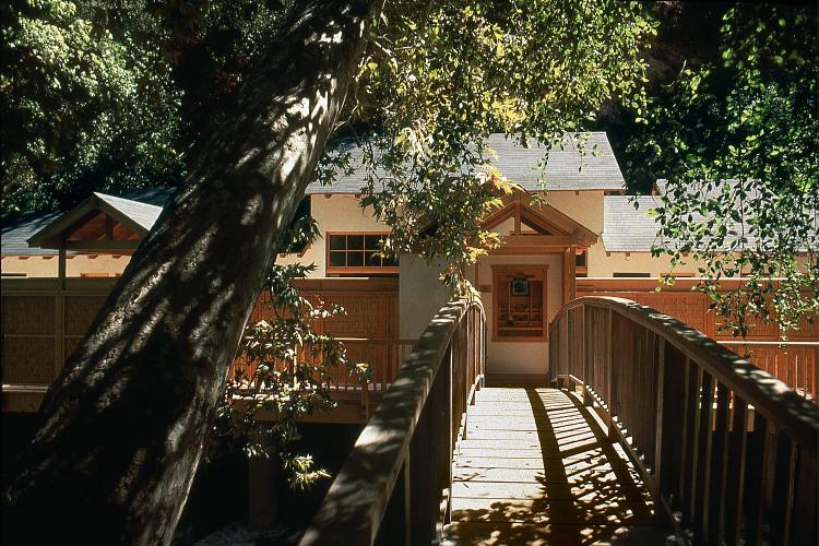 Entry to a bath house.